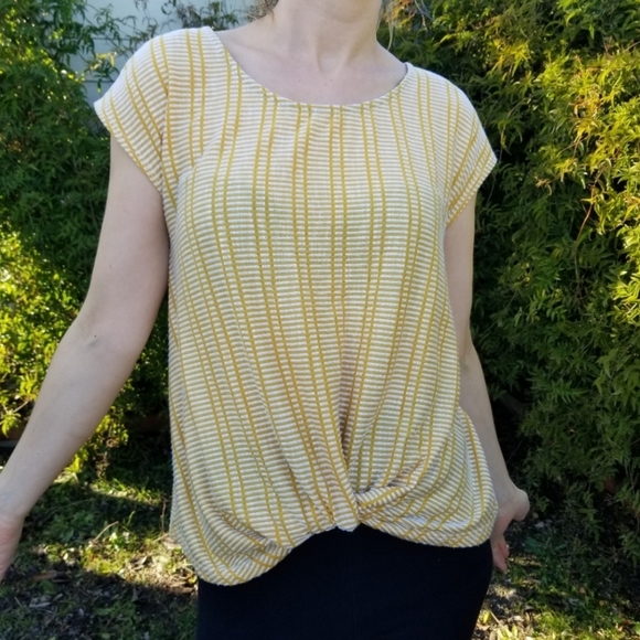 Anthropologie Tops - Anthropologie W5 | striped twist front top
